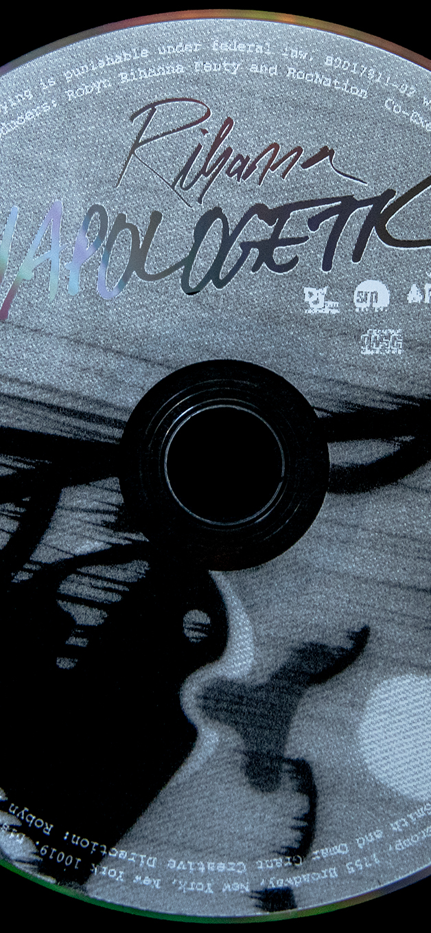 Rihanna's Unapologetic album disc.