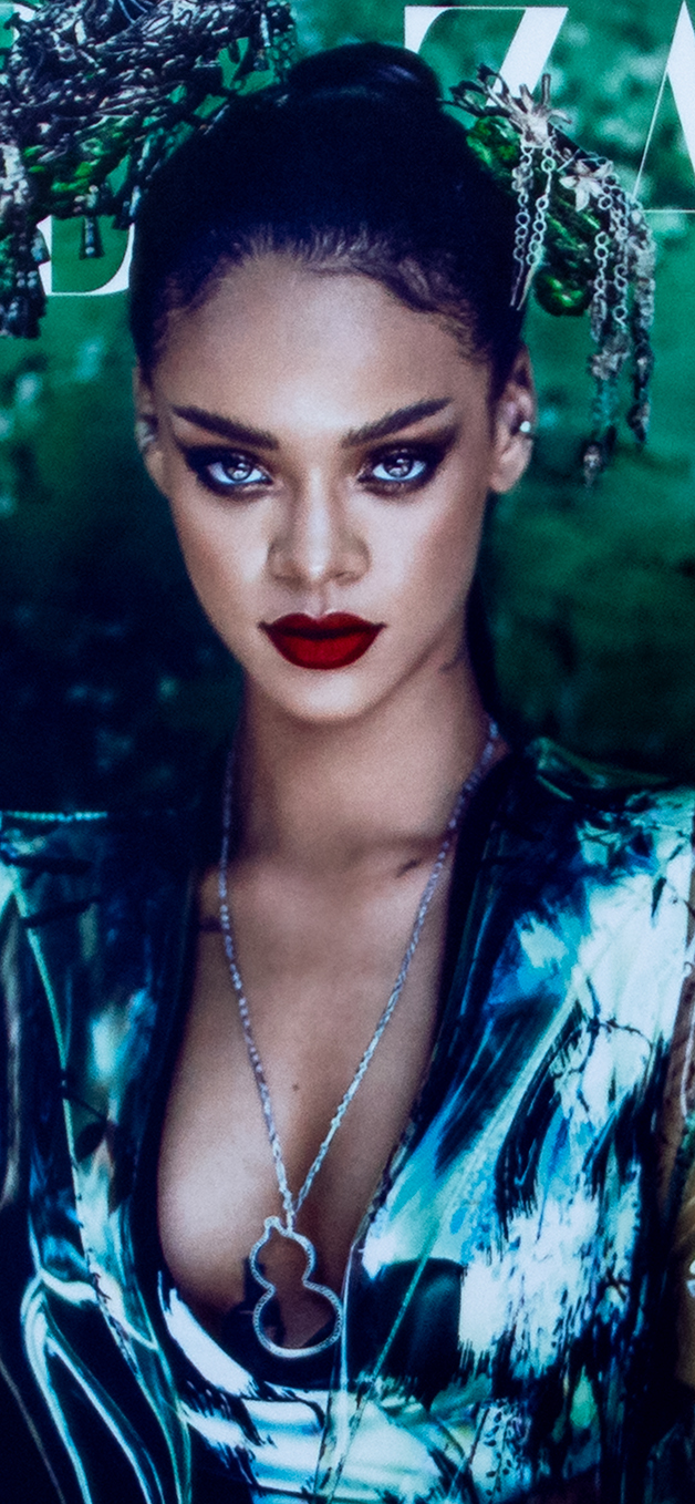 Rihanna's Harper's Bazaar China front cover.